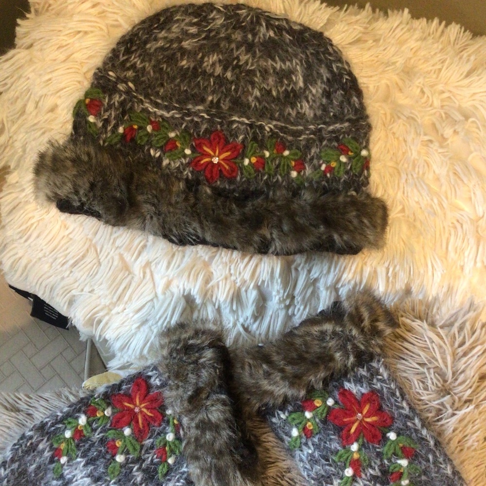 SNO hat & mittens